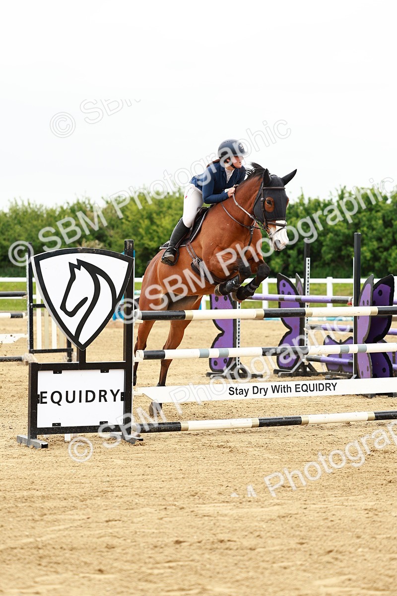SBM_001034 - Class 5 - Senior Foxhunters - 1.20m