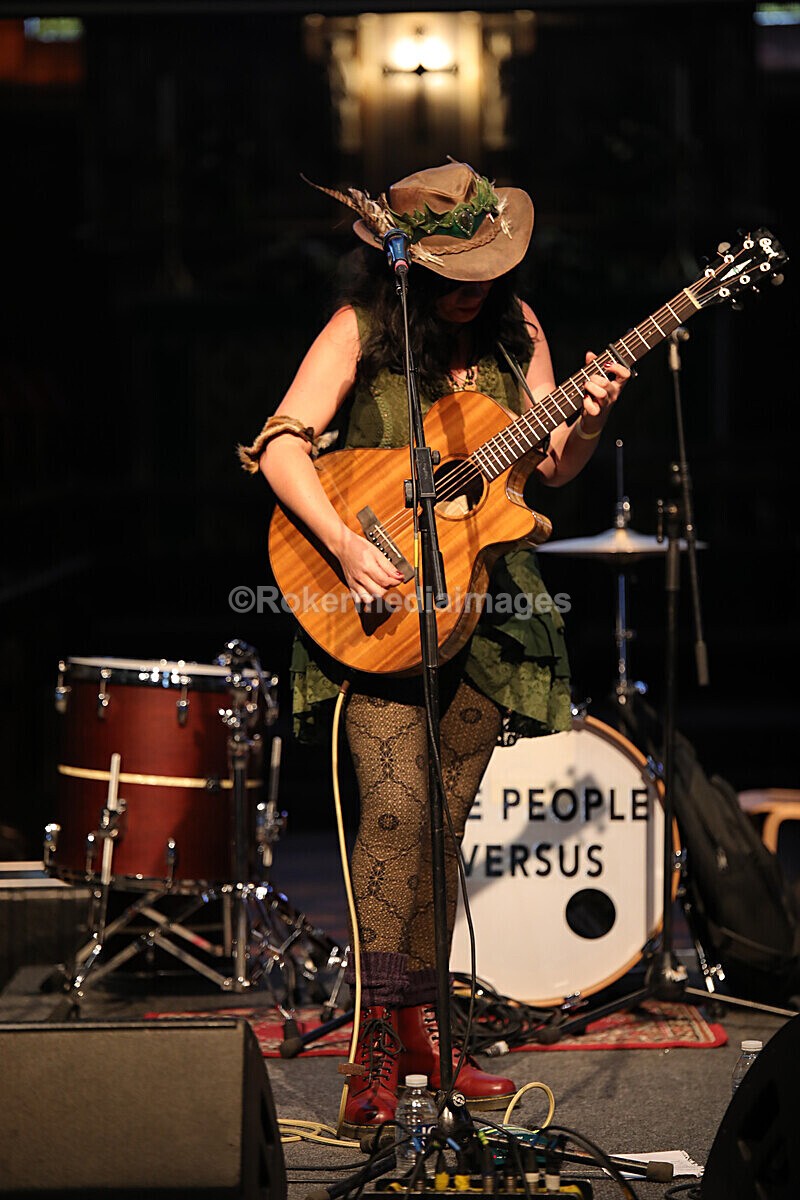 FOLK N BLUES-358 - FOLK and BLUES SEPT 2022