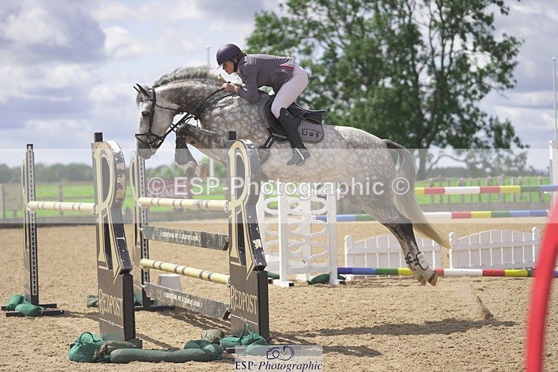230806A-125224-02083 - Cls 14 Snr Foxhunter & 1.20m Open