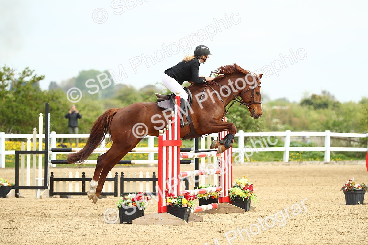SBM_001140 - Class 4 - Senior Newcomers 1.10m