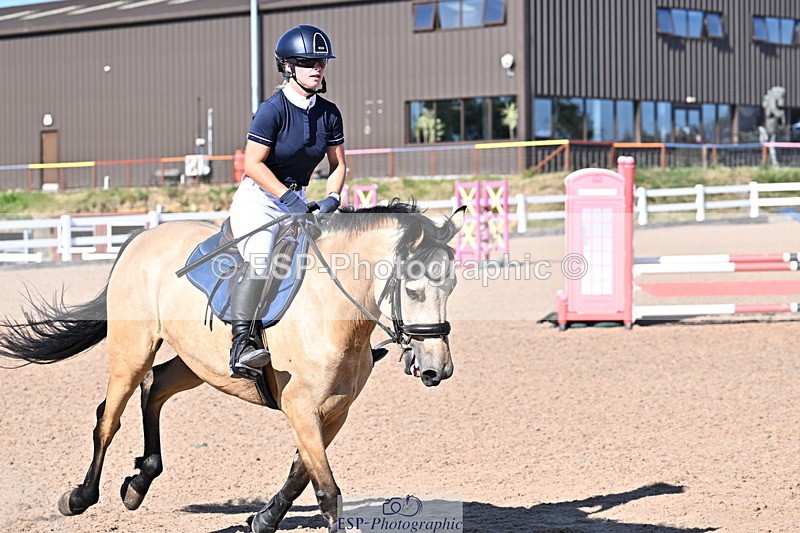 250708A-172900-00233 - 80cm Classes