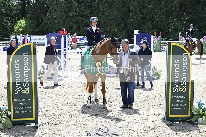 250525A-131800-17628 - Presentations Section B CCI 3 Star Long