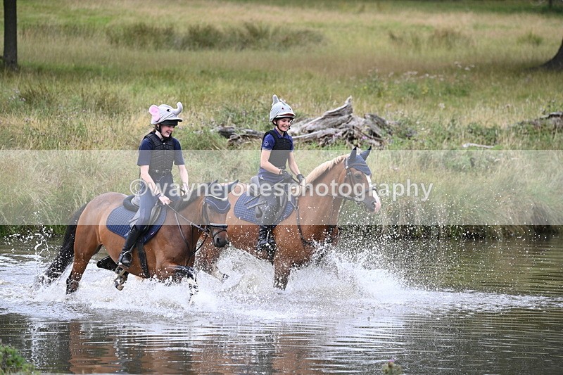 WJ7_2561 - Time at Water 11:37 to 12:13