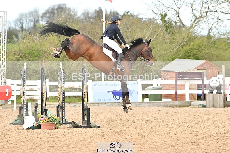 240419A-135542-08353 - Cls 18, 1 Star Silver Tour 1.20m