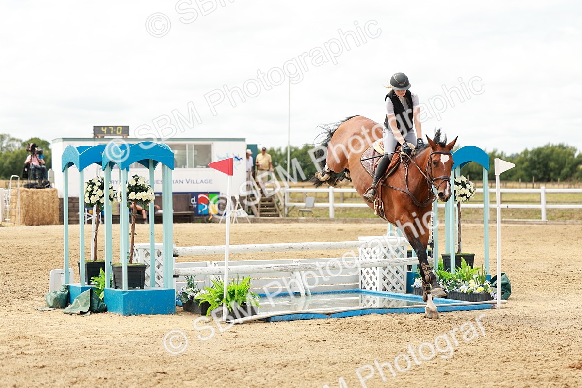 SBM_018859 - Class 21 - Senior Newcomers Championship 2d Rd