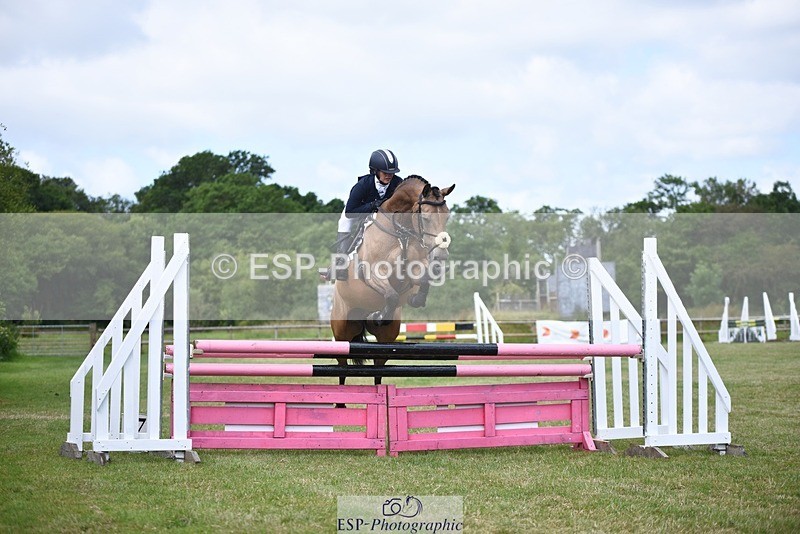 240630-104622-00123 - 102-Emily_Dobson-Silverlinings_Aphrodite