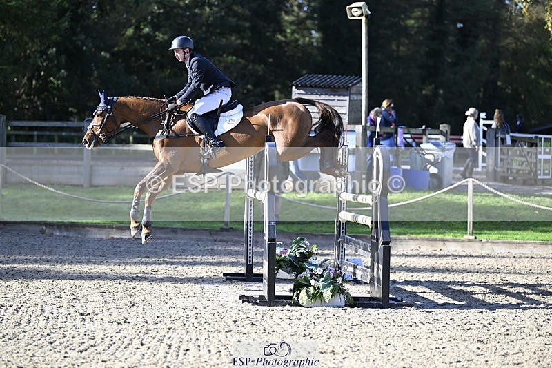 241026-114625-12585 - 017-Louis.Pern-CLASSICTOP.MISS.VIVIENNE