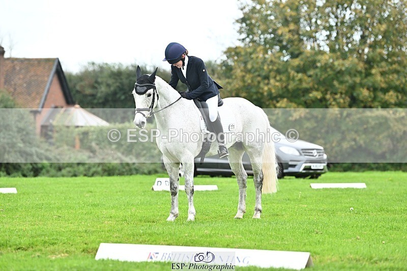 241024-123221-02772 - 326-Eloise.Hawtin-TULLIBARDS.CLONEENAGH.TED