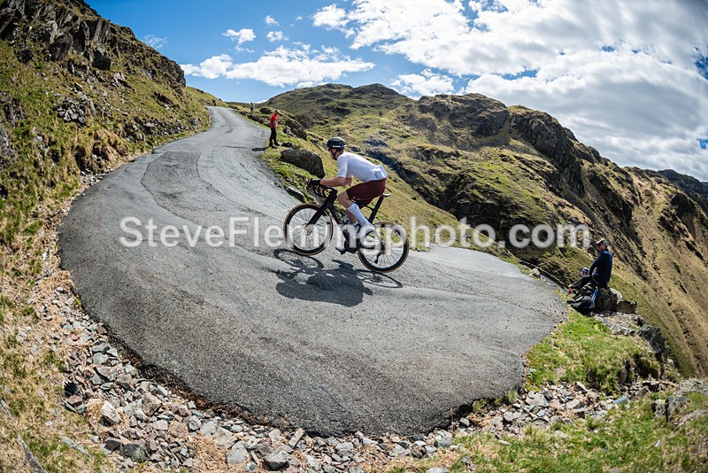 112027 - Hardknott Hairpin 11.00 - 12.00