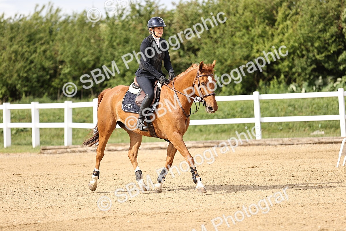 SBM_003553 - Class 13 - Senior Foxhunter - 1.20m