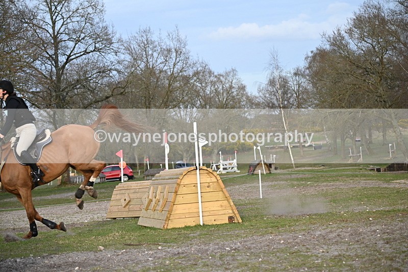 WJ6_6251 - Time 17:20 to 17:25