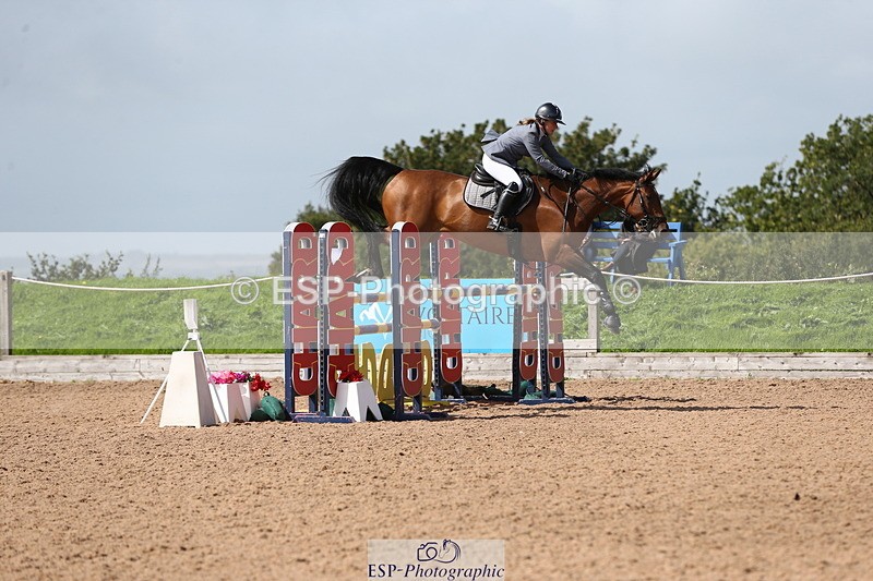 230812A-122841-08950 - Cls 32 Foxhunter