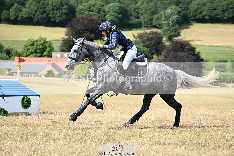 250803A-162156-16956 - Q-754-Leigh.Smallacombe-CRUISING.CARRA