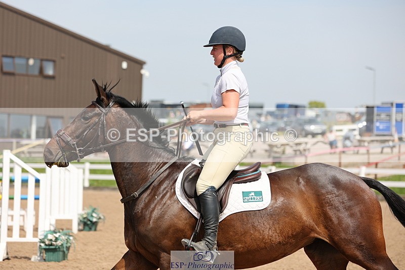 240510A-141639-07547 - Cls 17 1.05m National Am Quali