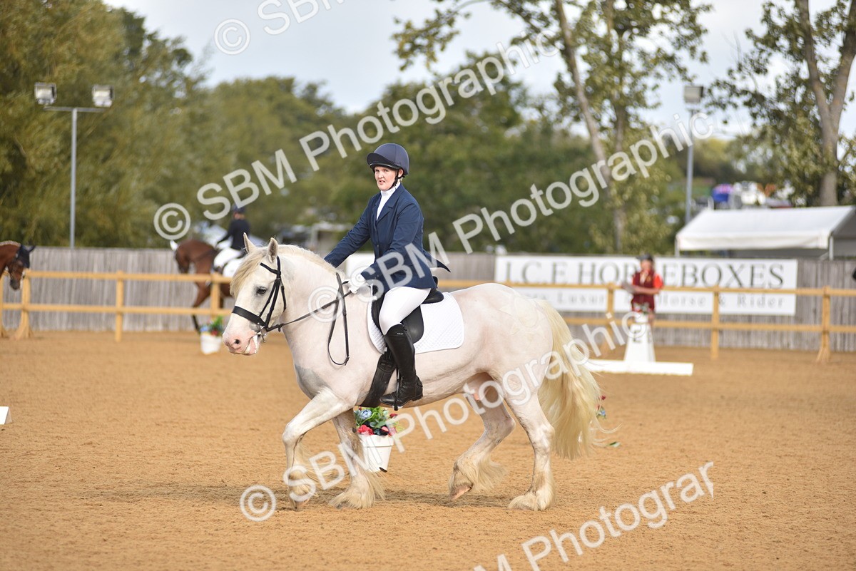 SBM_02963 - D4 - Small Tour Championship Intro 4