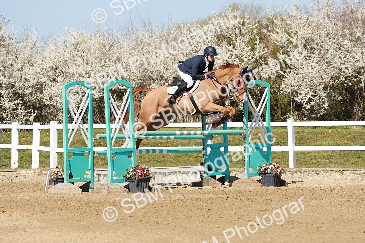 SBM_004417 - Class 17 - Senior Newcomers - 1.10m