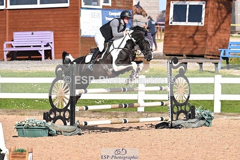 260328-145311-04066 - Cls 25 1.10m Amateur Quali
