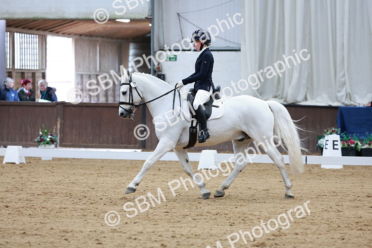 SBM_008942 - Class 6b - Novice 6 - 11.02-12.19