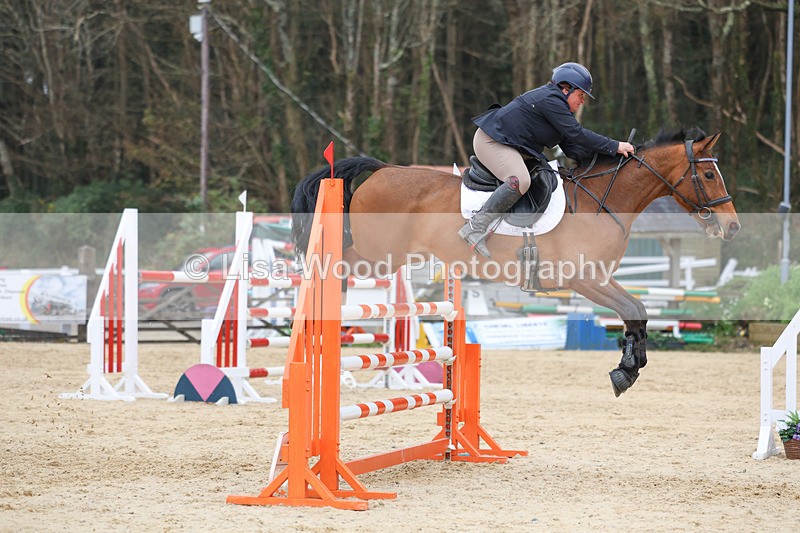 3E7A7716 - Class 8: Senior Newcomers/1.10m open