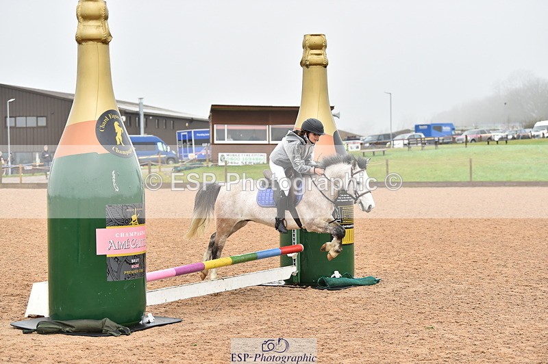 231118A-093908-00888 - Cls 16+17 Club and Schools 60cm