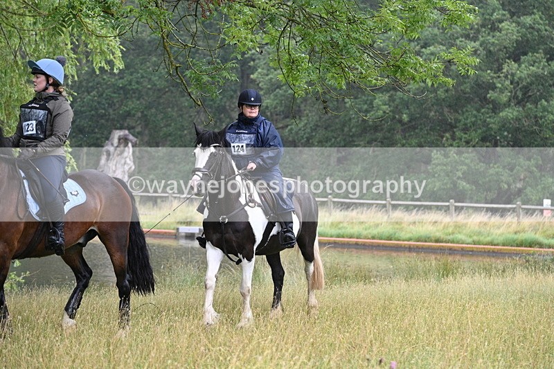 WJ7_9062 - Time at Water 11:53 to 12:23