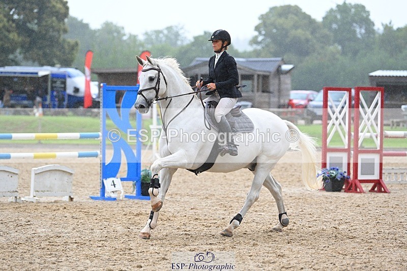 230713-121342-27254 - Cls 66 Newcomers & 1.10m Open