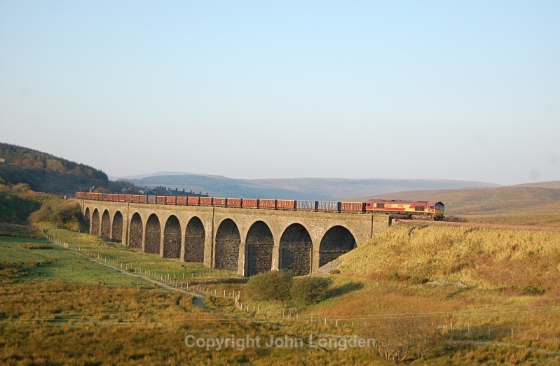 30.9.11 - 66108 6Z88 Doncaster - Carlisle, Dandry Mire - Dandry Mire