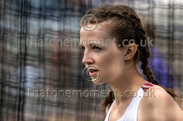 SIAB23-913326 - Field Female Set One