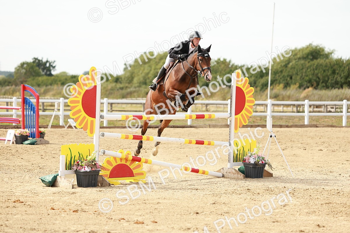 SBM_008264 - Class 4 - Senior Foxhunter - 1.20m Open
