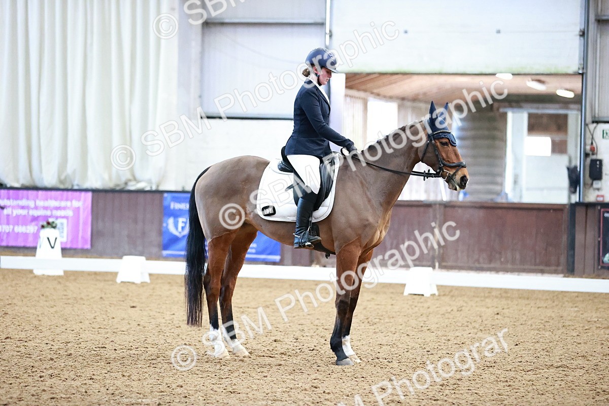 SBM_000305 - Class 4 - Novice 5