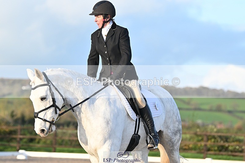 231105-153855-03089 - Cls 4 Novice 24 15.24 to 16.35 break