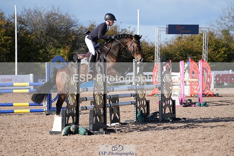 251025-133310-00550 - Cls 10 Pony Newcomers and 1m