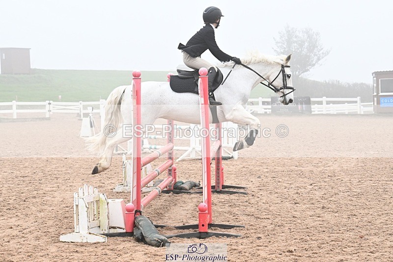 260308-142923-03230 - Cls 15 British Novice and 80cm