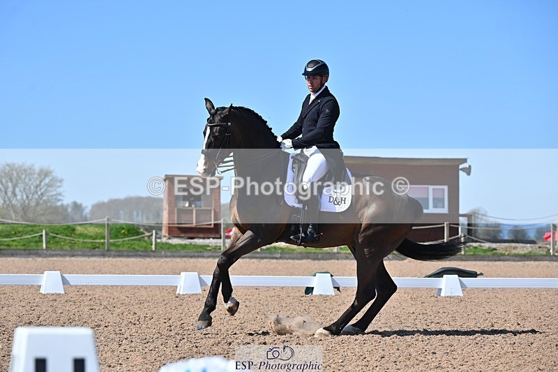 250406-124406-12477 - 032-Darren Hicks-Sir Robinson