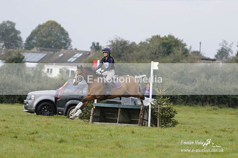  WWHT 171021 0995 - Open Novice (0.80m)  17/10/21