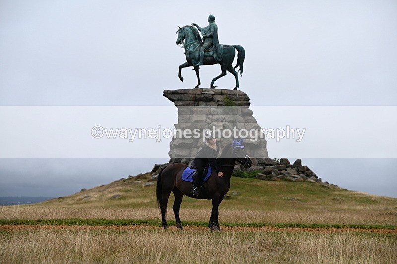 DSC_2192 - Time at Statue 12:13 to 12:32