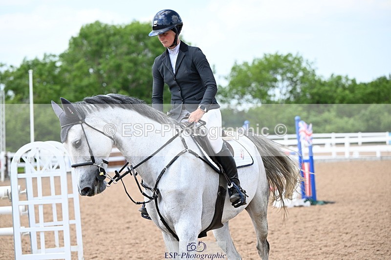 240605A-150433-00880 - Cls 4 Newcomers and 1.10m Open