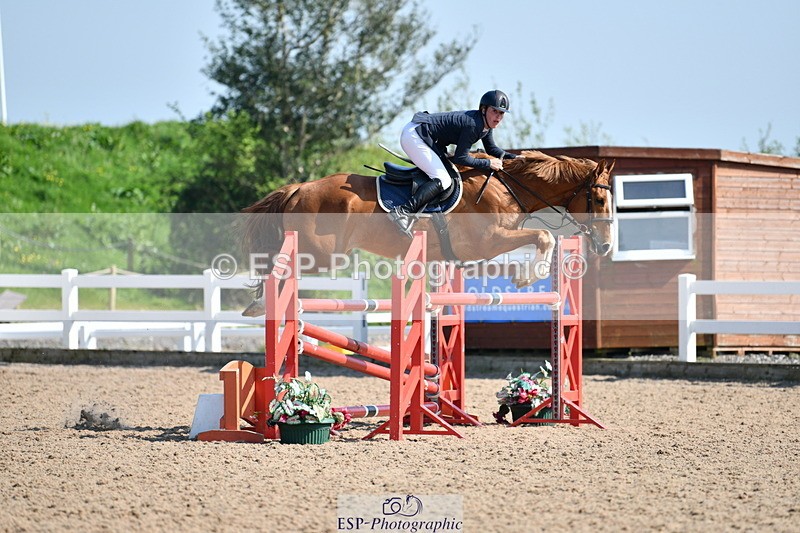 240512A-161044-19737 - Cls 44 1.05m National Am Quali