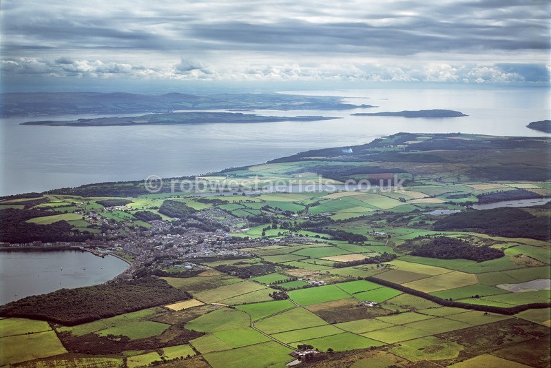 A00124C The Firth of Clyde from above the Island of Bute in 2001 - West and south coastlines