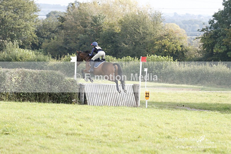  WWHT 171021 2981 - Intermediate (0.90m)  17/10/21