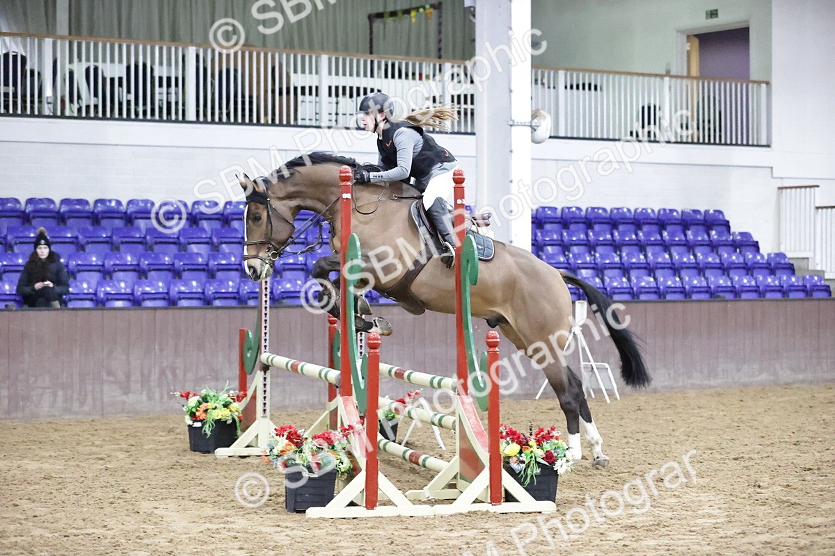 SBM_1587 - Class 7 - Equissage Pulse Senior BritiNovice/ 90cm Open