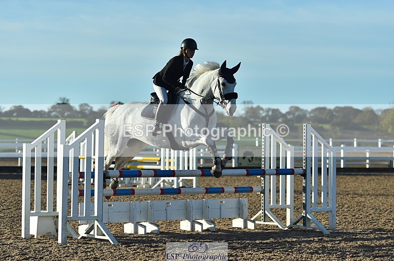231111A-022910-01198 - Cls 9 British Novice & 90cm Open