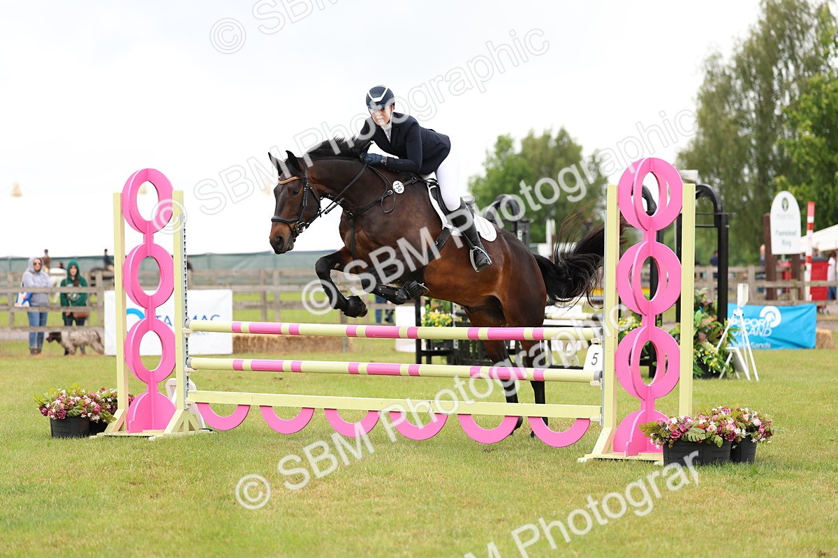 SBM_11717 - Class 205 - Tarmac Senior 1m Open