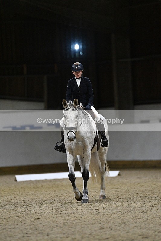 WJ5_8923 - Class 5 Novice Test 3