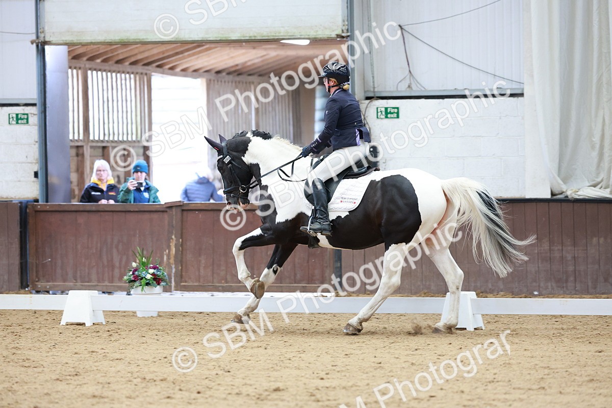 SBM_008281 - Class 6b - Novice 6 - 9.28-10.41