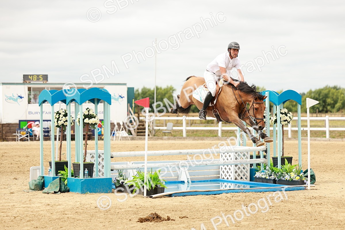 SBM_017609 - Class 21 - Senior Newcomers Championship 2d Rd