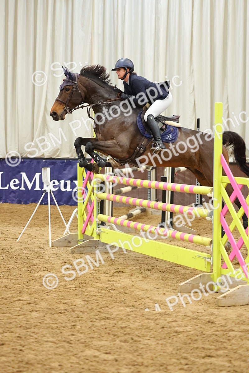 SBM_001499 - Class 4 - Senior Newcomer - 1.10m