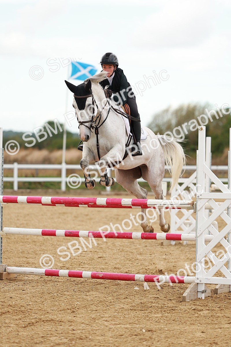 SBM_001466 - Class 4 - Senior Newcomers - 1.10m