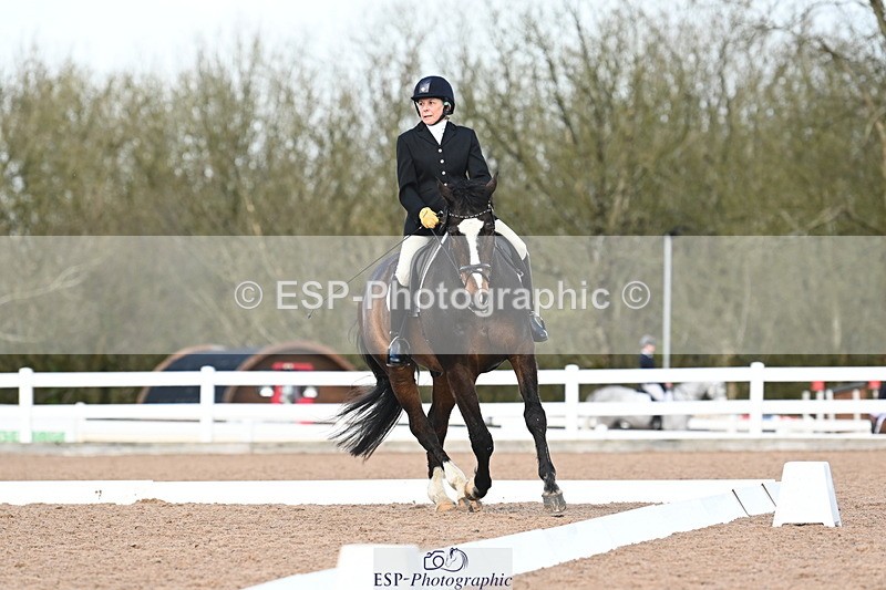 240323A-133131-03123 - UnA Medium 71