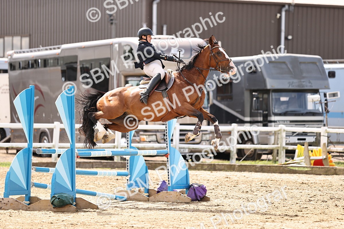 SBM_002028 - Class 9 - Senior British Novice - 90cm